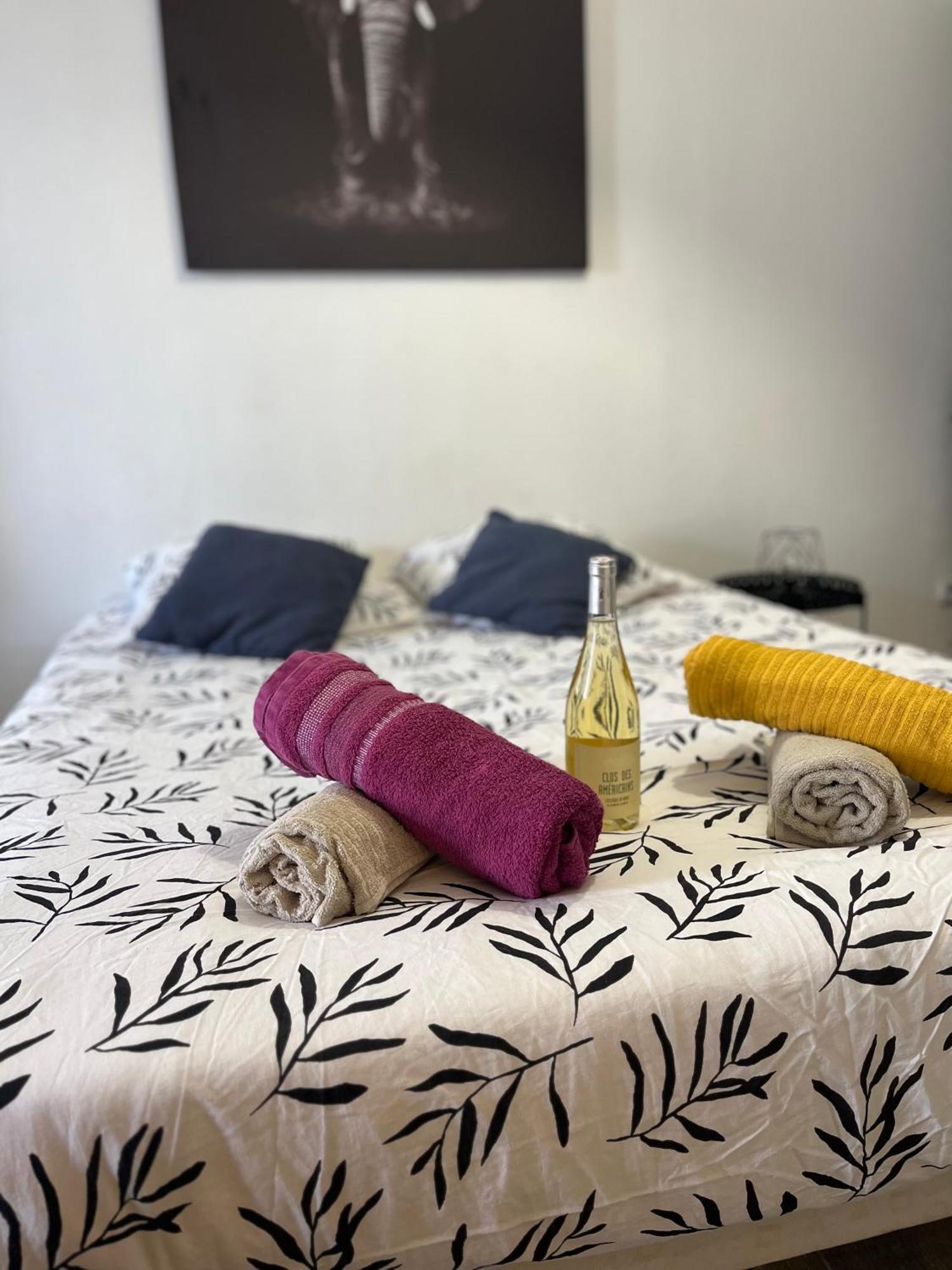 L'Eden - Joli Studio En Centre Ville Nîmes Kültér fotó